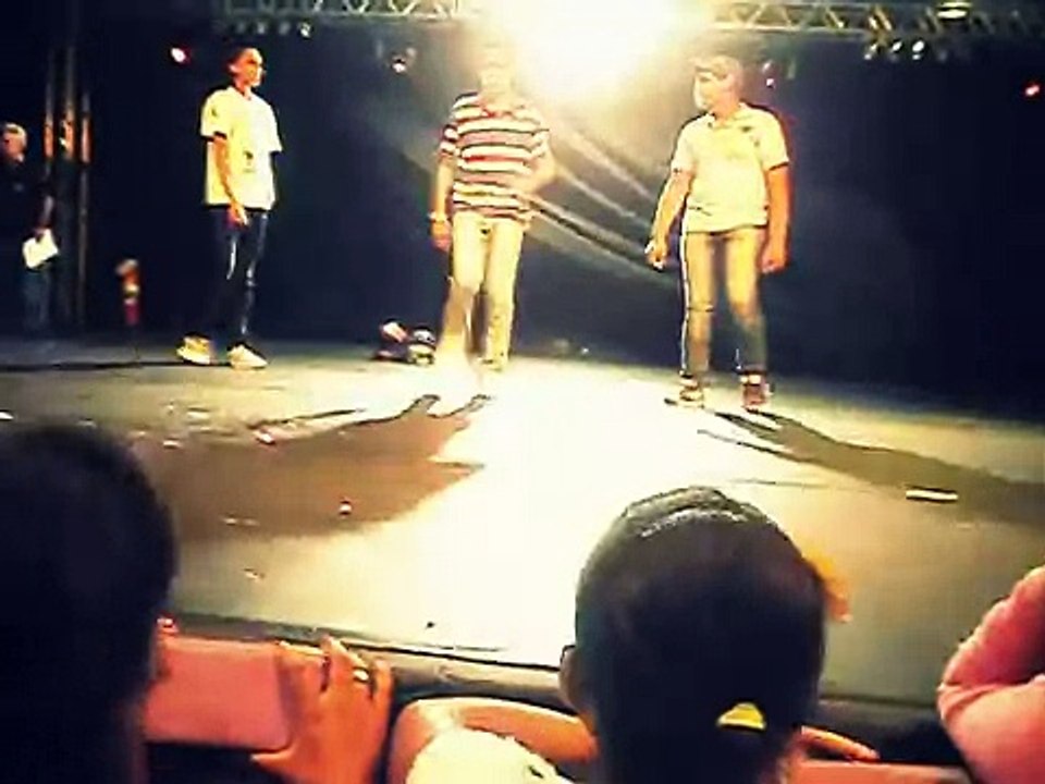 Apresentação Na Feira Cultural De Goiatuba 26/04/2012' Grupo The Angels Of Dance