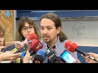 Pablo Iglesias acusa a Rivera de "condicionar la campaña" por su viaje a Venezuela