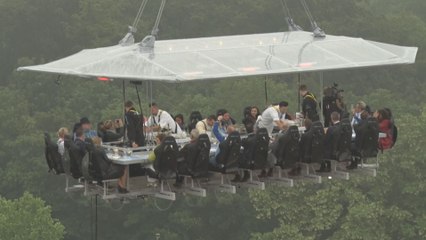 Plus de 3.000 menus servis en 5 jours pour la dernière de "Dinner in the sky"