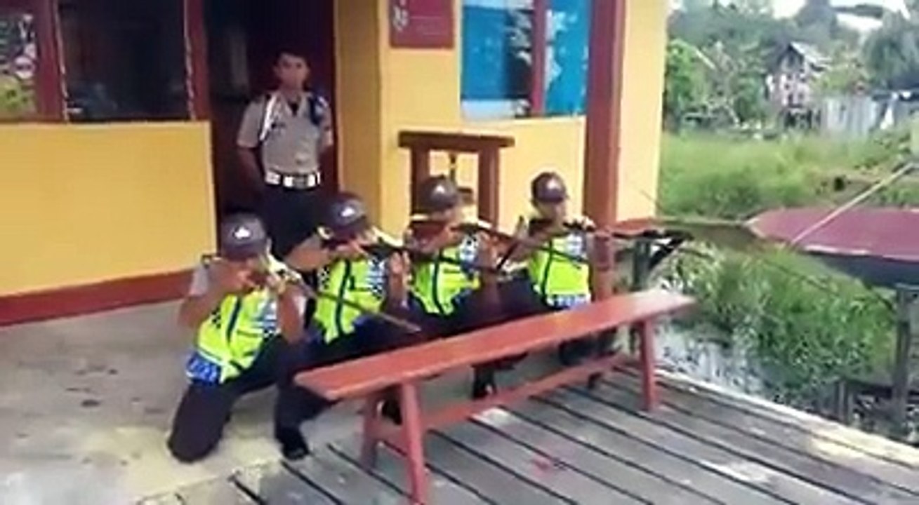 police aim training funny