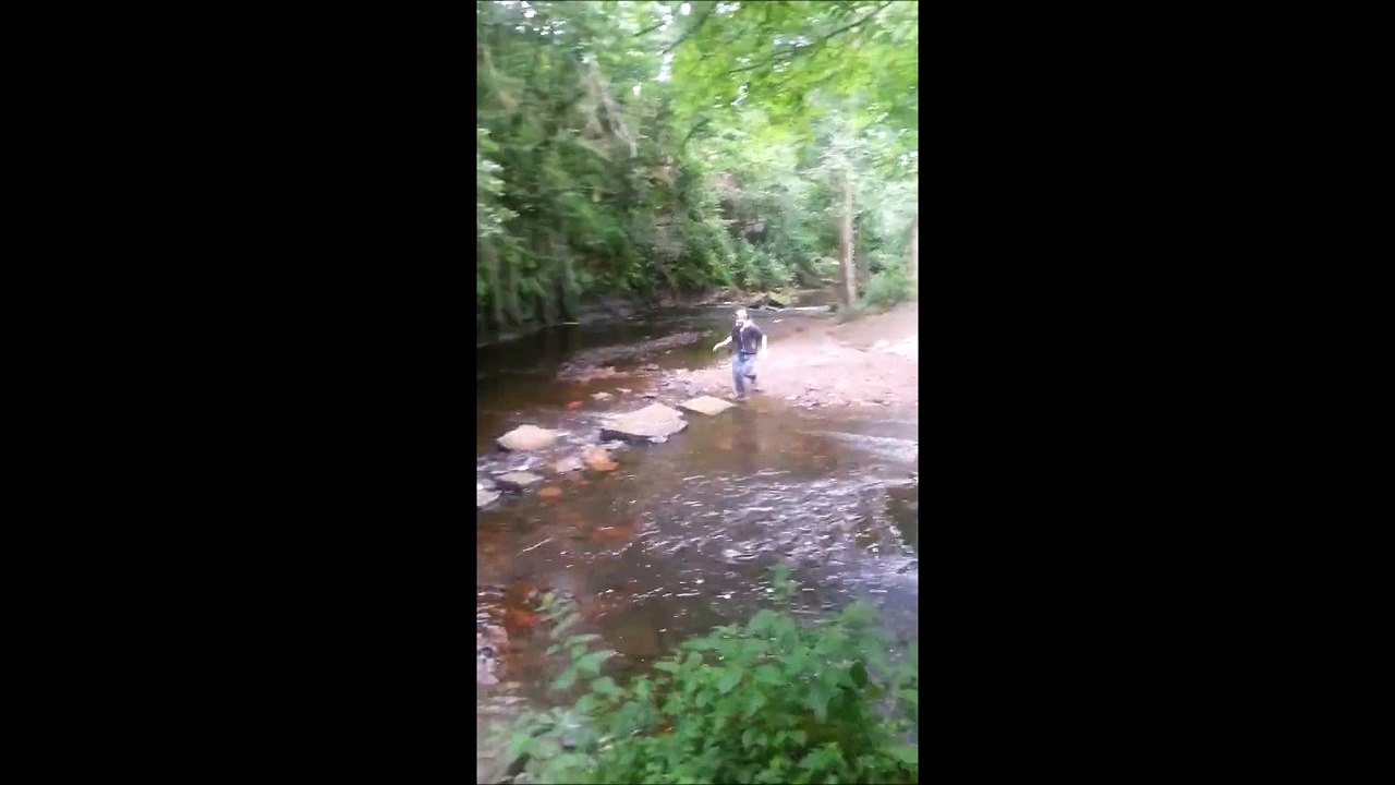 Une belle gamelle en traversant ce ruisseau... Bim