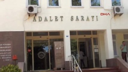 Çanakkale'de Yol Keserek Gasp Yapan 2 Zanlı Yakaladı