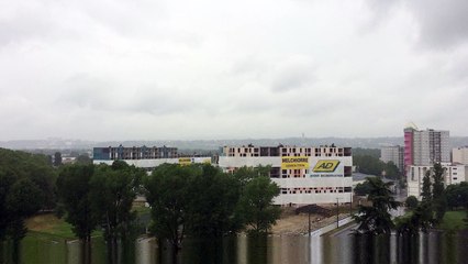 Mas du Taureau - démolition de trois barres Luère et Echarmeaux