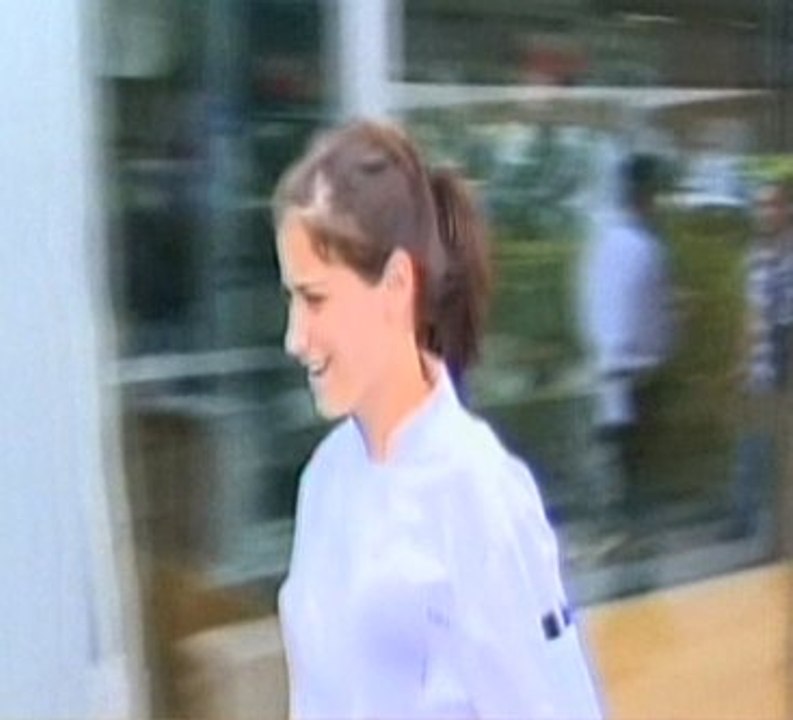 Hazal Kaya Oyunculuğu Bırakıp Aşçılığa Başladı