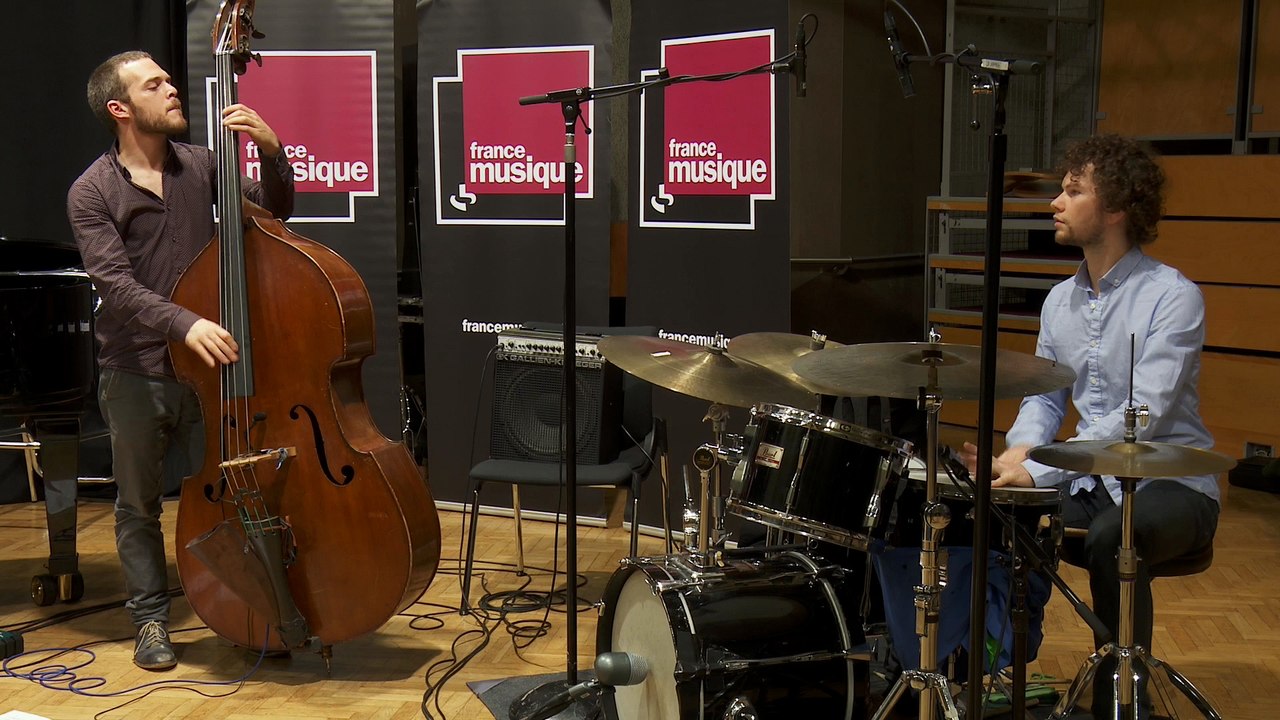 Vlashent Sata et ses musiciens interprètent "Le jour est venu" I Le live de la matinale