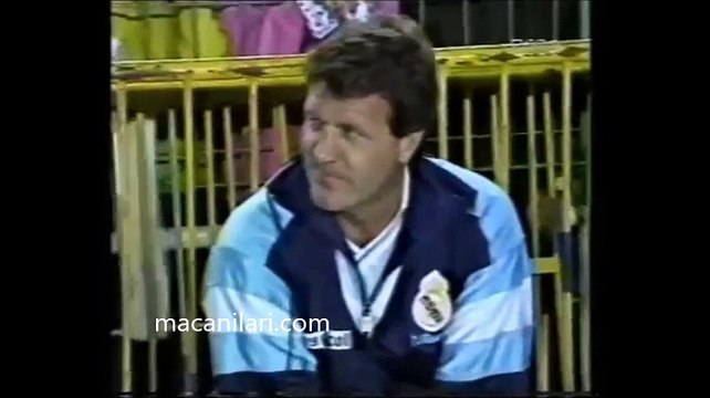 01.11.1989 - 1989-1990 European Champion Clubs' Cup 2nd Round 2nd Leg Real Madrid 1-0 AC Milan