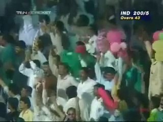 Wasim Akram nails down Ganguly on a Ripper
