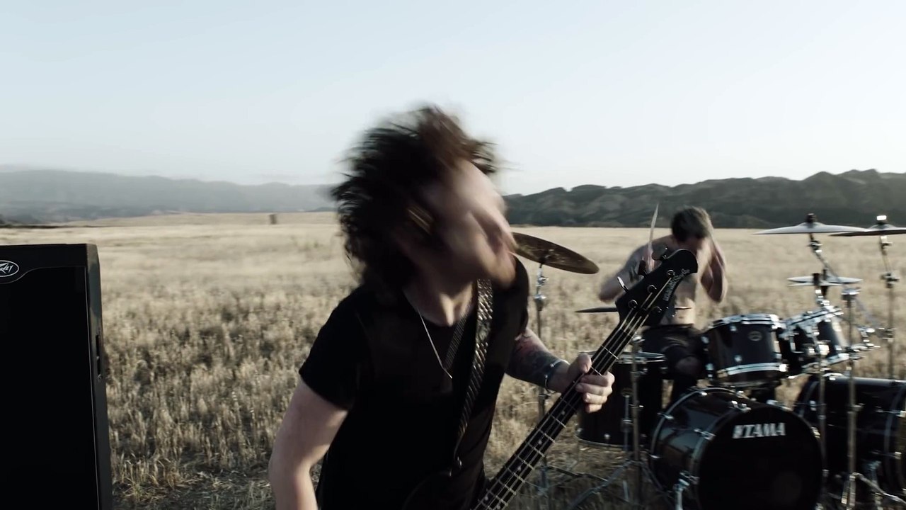 Asking Alexandria - Here I Am (Official Music Video)
