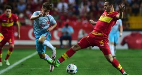 Emre Mor'un Menajeri: 10 Milyon Euro'ya Avrupa Ekibiyle Anlaşmak Üzereyiz