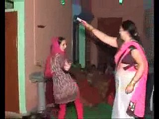 Hot Desi Girl Dancing At home in front of many ladies