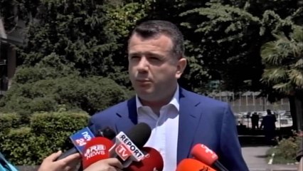 Report TV - Balla: Berisha të dorëhiqet si Rroshi, gënjeu për ditëlindjen