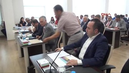 Çanakkale Hdp'li Adayın Kızının İşe Alınması, Çanakkale Belediye Meclisi'nde Tartışma Yarattı