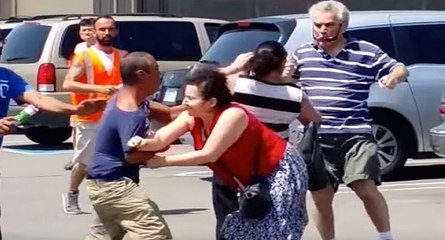 Canada : deux couples se battent pour une place de parking
