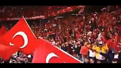 rafet el romanın türk milli takımı için yazıp söylediği süper şarkı..ç. MUTLAKA İZLEYİNNN!!!!