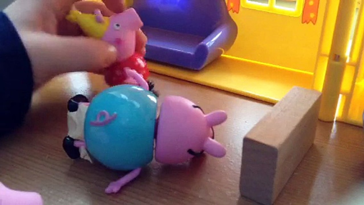 Peppa pig Dady pig gets fit