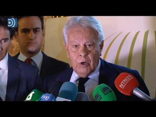 Felipe González si pone "la mano en el fuego por Chaves y Griñán"