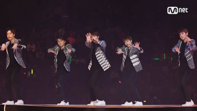 [Special M COUNTDOWN in CHINA] 전설(The Legend) _ INTRO + 반했다(Crush on you)