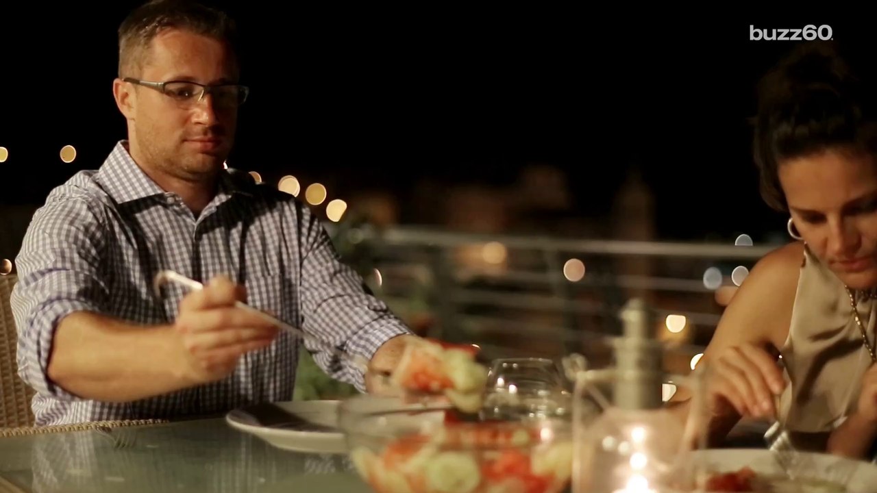 Eating After 8pm Could Be Adding 2 Inches To Yo...
