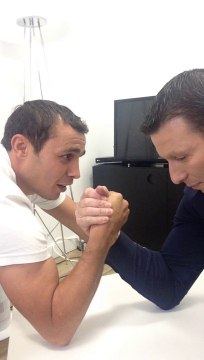 Bras de fer : Brahim Asloum VS Raymond - Les coulisses de TPMS