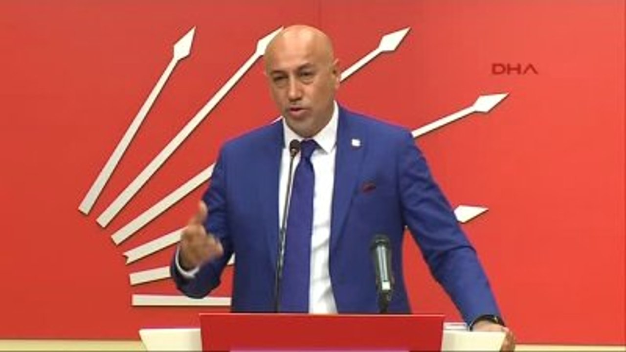 CHP Genel Başkan Yardımcısı Erdal Aksünger, CHP Genel Merkezi'nde Rıza Sarraf Davasına İlişkin Bir...