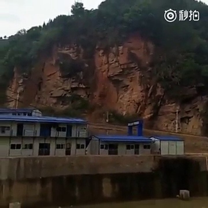 shocking accident -control yourself-In few seconds village Destroyed