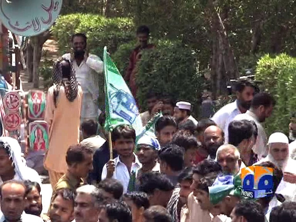 Karachi suffers traffic gridlock as water tanker owners protest -02 June 2016