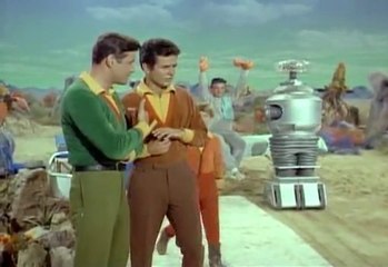 Perdidos no Espaço Tp02 Ep08 - Os Torneios Mortais de Gama 6