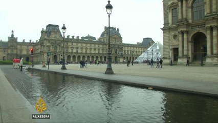 Europe floods: Paris closes the Louver after the Seine burst