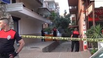 Antalya - Emekli Öğretmen 2 Aylık Eşini Öldürüp İntihar Etti