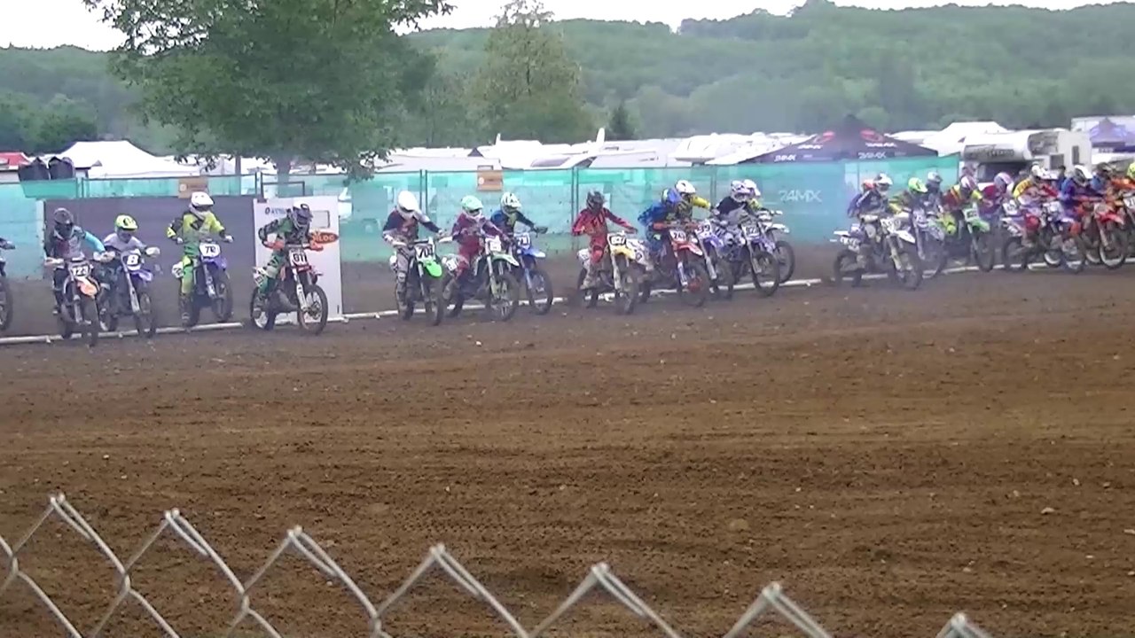 moto cross a Chauvigny open ,ligue 85 et 125