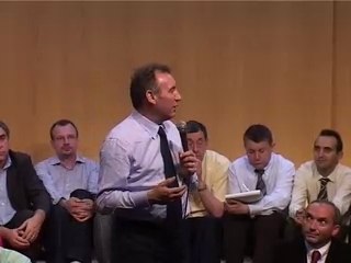 Bayrou : introduction du Dialogue avec les Militants