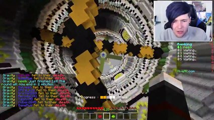 TheDiamondMinecart Minecraft | FALLING PAST A GIANT HOT DOG!! DanTDM