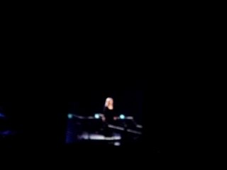 Barbra Streisand monte sur scène (Paris Bercy)