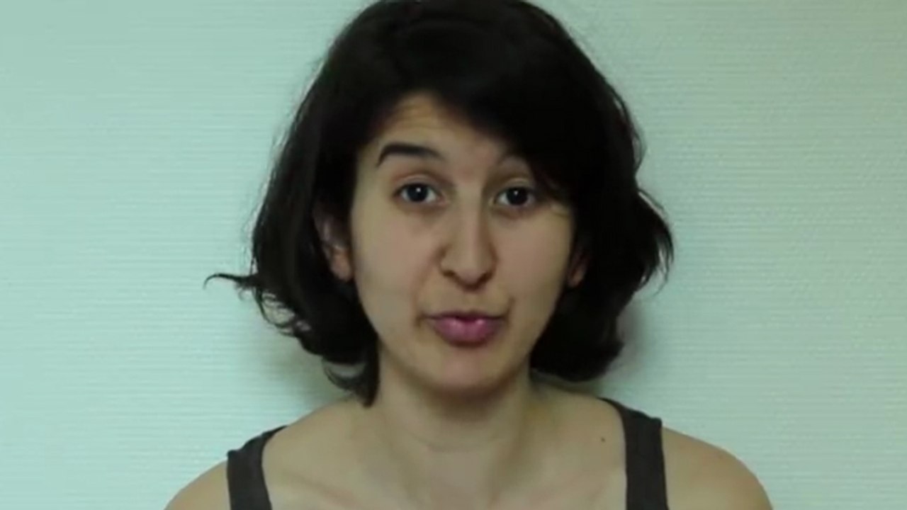 "Macron, tais-toi !" coup de gueule d'une jeune femme en colère