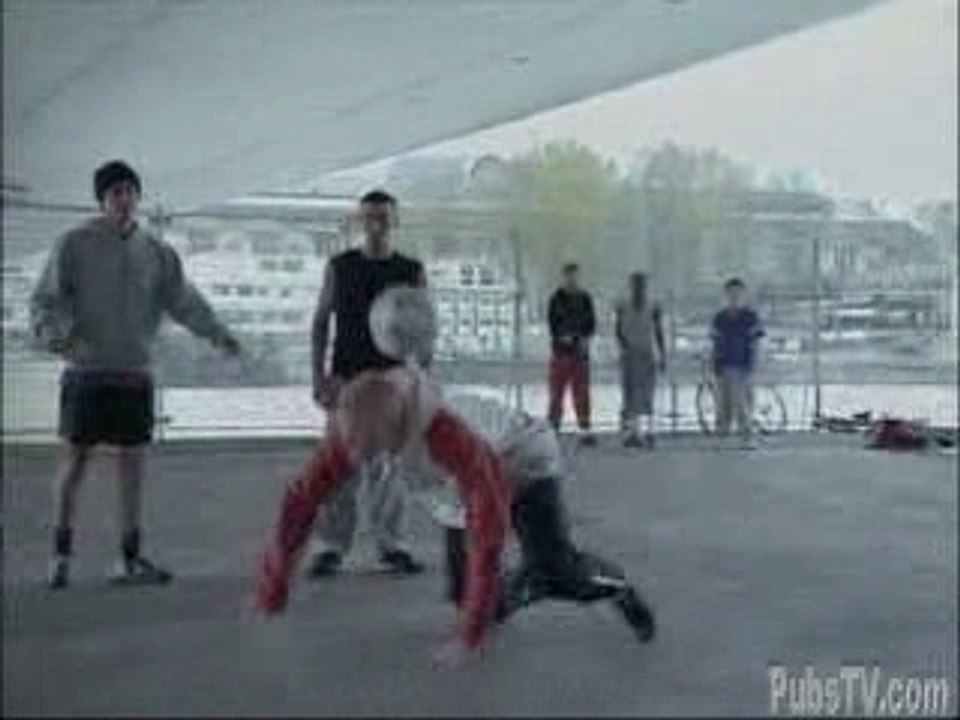 Football nike commercial - Soccer - Stickman vs ronaldinho