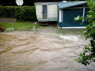 Le camping de Pouhou (La Roche) toujours inondé