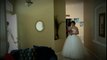 Elle surprend son mari alors qu'elle a remis sa robe de mariée et ce qu'ils font est sublime !