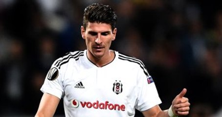 Mario Gomez, Takımda Kalmak İçin Takımın Güçlendirilmesini İstiyor