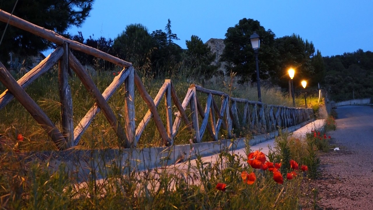 Francavilla Angitola  " Ruderi al calar della sera "