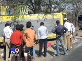 1 Ahmedabad Pilgrim Killed, 38 Injured In Nashik Bus Accident - Tv9 Gujarati