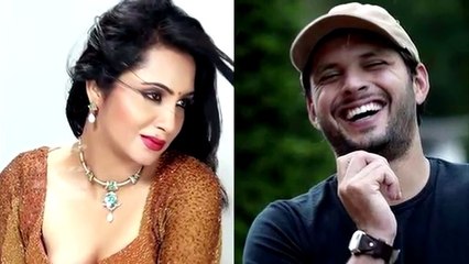 Shahid Afridi s Girlfriend Arshi Khan STRIPS For PAKISTANS DEFEAT
