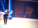 Atriz Mel Lisboa interpreta Rockeira Rita Le em shows pelo Brasil e América Latina