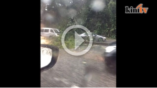 Hujan batu dan ribut petir di Bukit Jalil