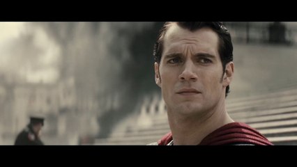 Batman v Superman : Dawn of Justice Ultimate Editition " Trailer de la Version Long" Blue-Ray