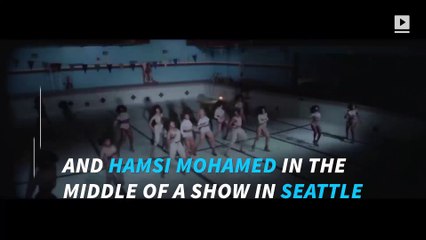 Beyoncé just complimented two fans who were rocking afros during her show