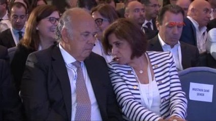 Suzan Sabancı Dinçer : Türkiye'ye Ekonomik Değer Yaratmaya Gayret Ediyoruz