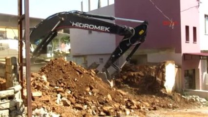 İslahiye? de Metruk Evler Yıkılıyor