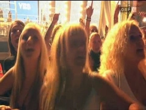 Robbie Williams - A Close Encounter Tour -Leeds, UK -RockDJ