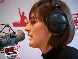 YELLE invitée à FG DJ RADIO