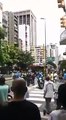 Así lanzaban las bombas lacrimógenas en el centro de Caracas